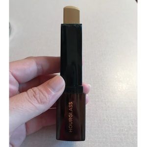 HOURGLASS Vanish Seamless Finish Foundation Stick